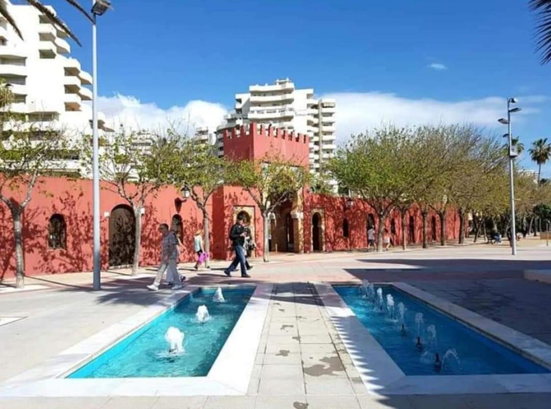 El Estudio De La Playa Benalbeach Vistas Al Mar Benalmadena Exterior photo