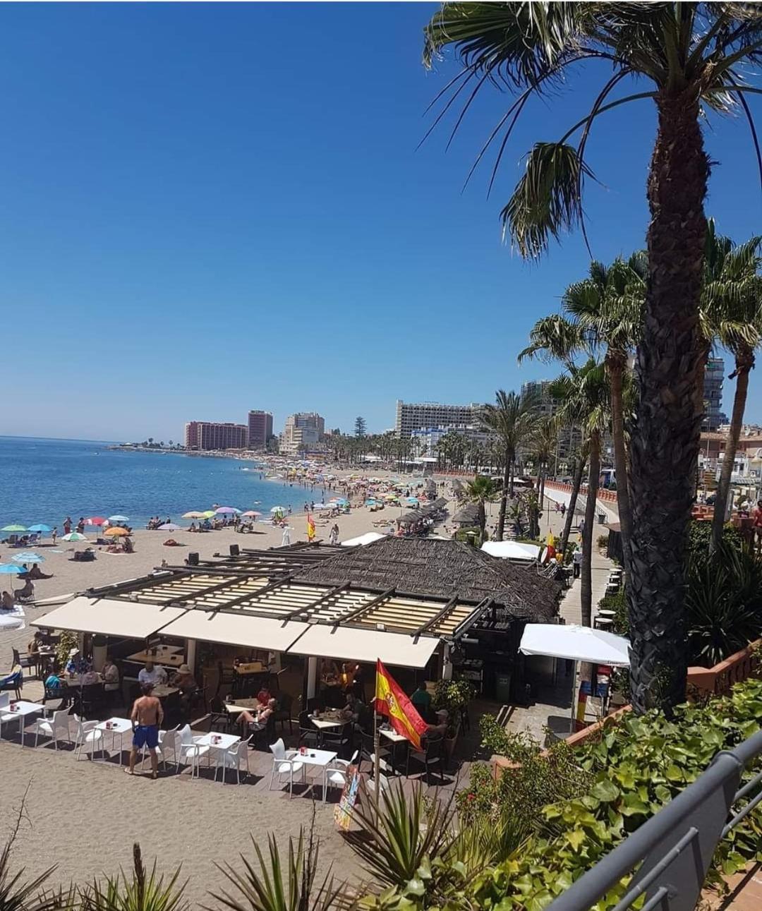 El Estudio De La Playa Benalbeach Vistas Al Mar Benalmadena Exterior photo