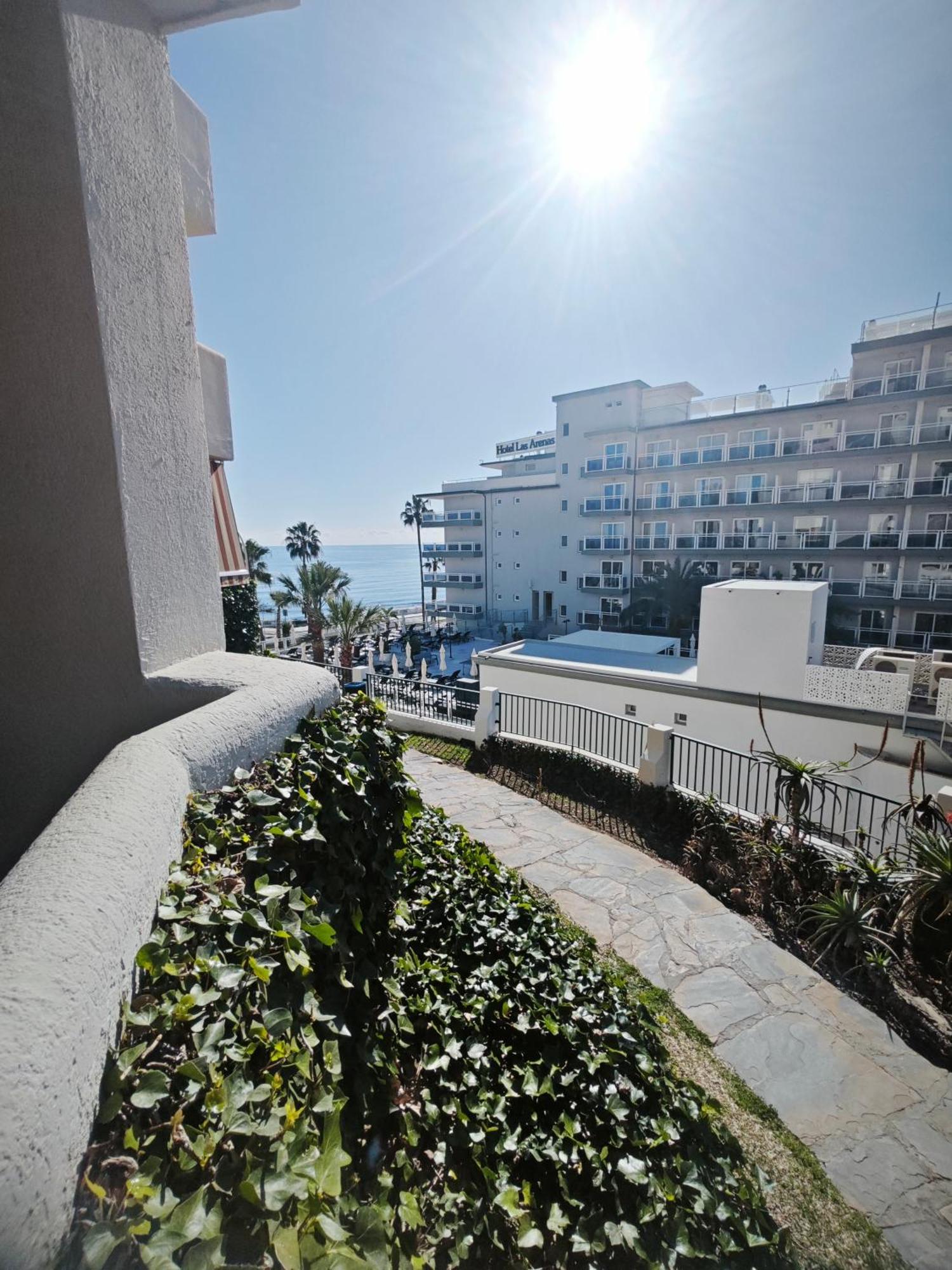 El Estudio De La Playa Benalbeach Vistas Al Mar Benalmadena Exterior photo